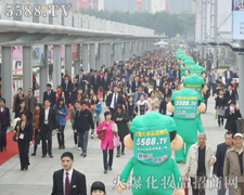 ���ڈ�(ji��n)�������ڳ�Խ�Ļ𱬑�(zh��n)ʿ