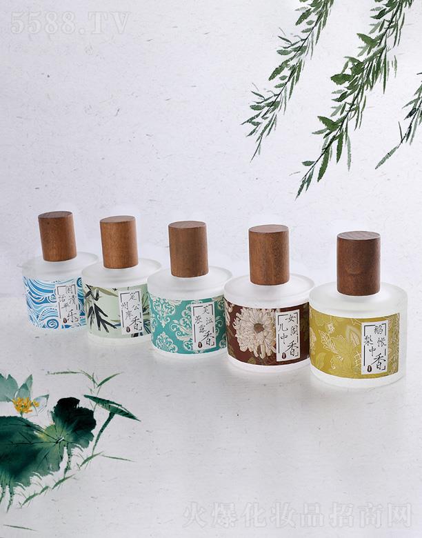 �㽭��ܽ�㻯�yƷ���޹�˾�����đ��˳�ϵ��Ůʿ��ˮ