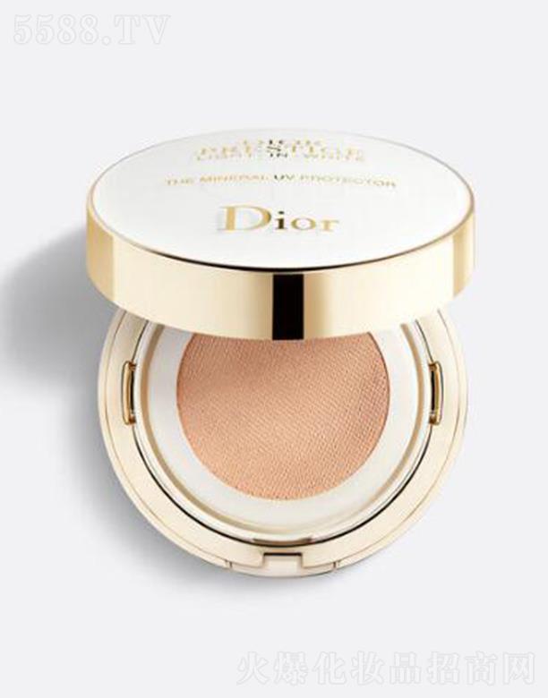 ��������̄գ��Ϻ������޹�˾���ϊW���ع��͹���p����覵V�����|˪spf 50+ pa+++�p�ɱ�y�b�������g�S���a�y