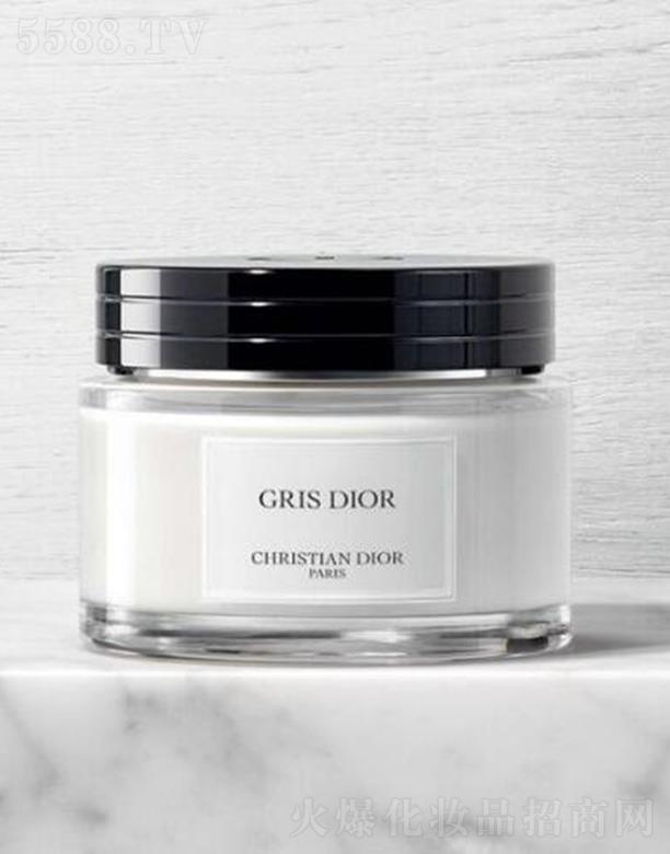 ��������̄�(w��)���Ϻ������޹�˾���ϊW����w��˪ �鼡�w�Aע�ҷ��搂�����B(y��ng)��