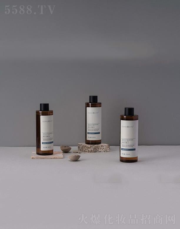 ���϶�������Ƽ����޹�˾������ж�y���ˮ  300ml  ��ˬ����