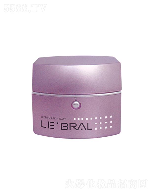 �V���лݷ��ջ����޹�˾��¶���Ŭ������B(y��ng)�a(b��)ˮ˪