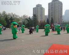 �𱬾W(w��ng)�M��չʾ����ͨ��ģ�����ď���Ӱ���