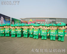 ȫ���Ը������ĸ���ӭ���µ��x�ͣ�