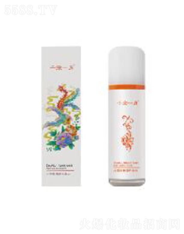 ǧ��һ��ɳ��Сޱˮ