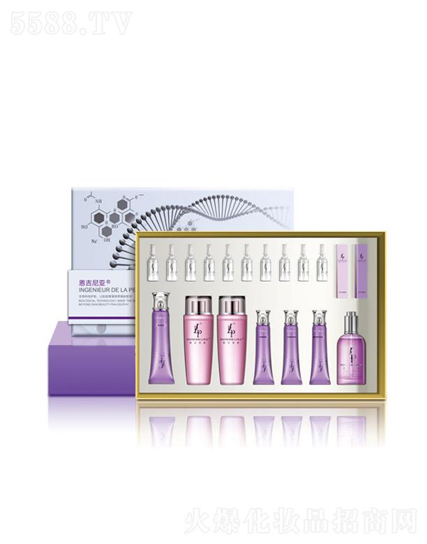 �����၆���������׺�