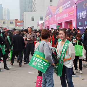 �𱬻��yƷ���̾W(w��ng)��Ӣ����ͦ�����w�S��