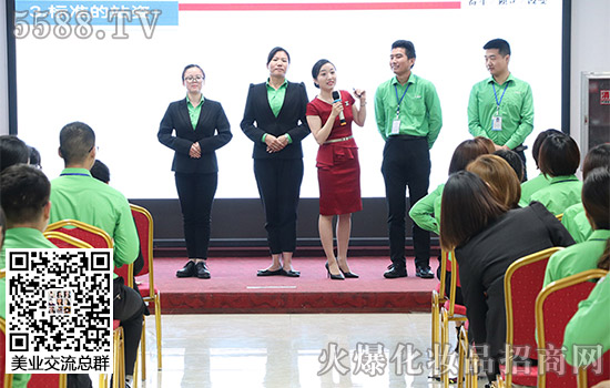 ׌�Y�x����ÿ��(g��)��(x��)��(ji��)�����݃�(y��u)���^һ����