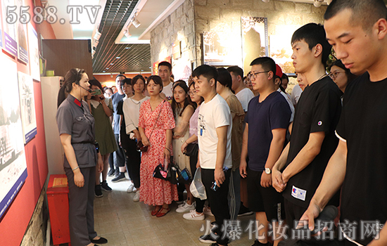 小江南之行——賞風(fēng)景拜先烈 小江南之行——賞風(fēng)景拜先烈