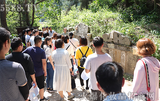 傳承紅色文化 傳承紅色文化