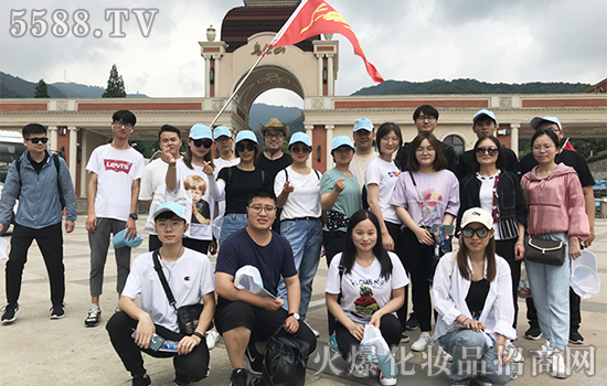 吾輩當(dāng)自強(qiáng) 吾輩當(dāng)自強(qiáng)