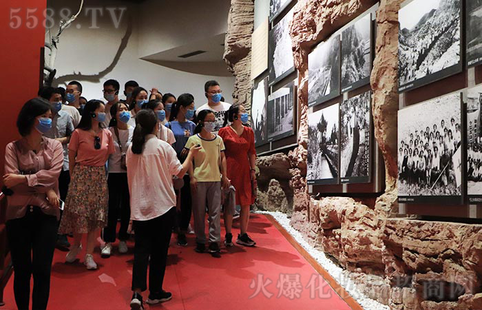 堅毅紅旗渠，鑄力火爆魂