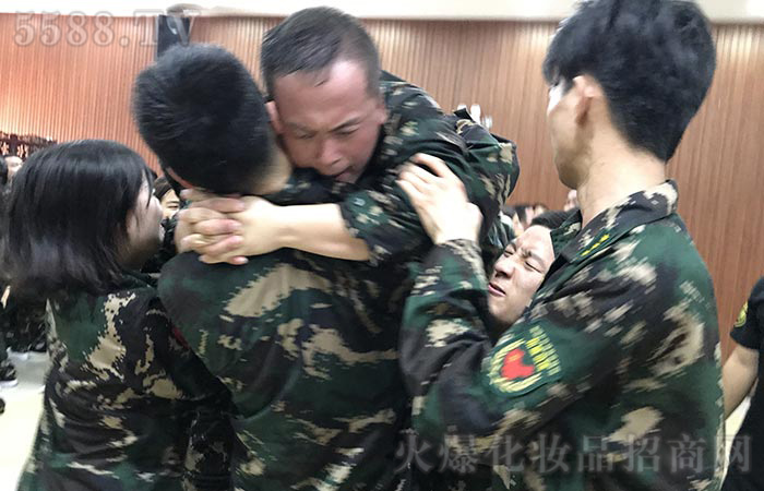 人心齊泰山移,齊心協(xié)力創(chuàng)奇跡 人心齊泰山移,齊心協(xié)力創(chuàng)奇跡