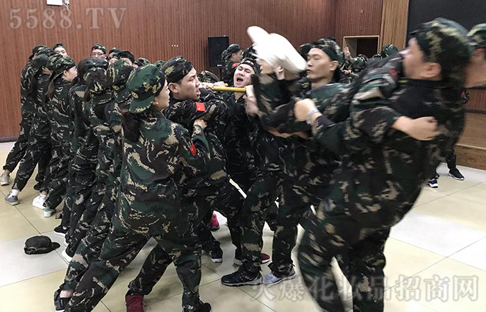 團(tuán)結(jié)就是力量 團(tuán)結(jié)就是力量