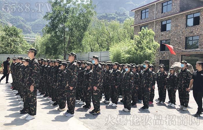 砥礪前行,沉淀自我 砥礪前行,沉淀自我