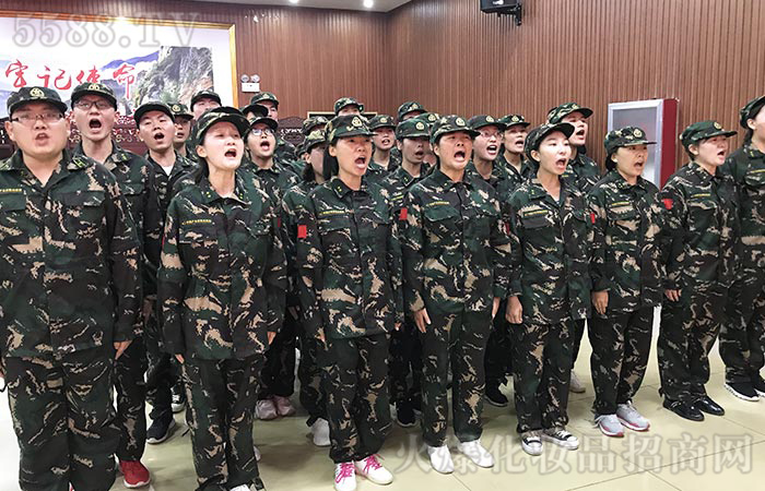 感悟生活成就自己 感悟生活成就自己