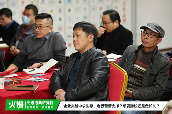 13�꽛(j��ng)�(y��n)���f����I(y��)��ͬ�(y��n)�C����������ģʽ��������I(y��)��(sh��)�F(xi��n)�������񱩝q��!