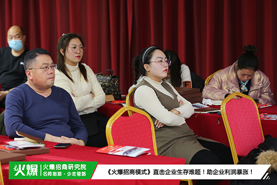 13�꽛(j��ng)�(y��n)���f����I(y��)��ͬ�(y��n)�C����������ģʽ��������I(y��)��(sh��)�F(xi��n)�������񱩝q