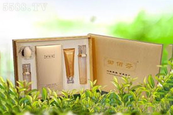 御佰芬茶樹(shù)凈顏清透五件套 御佰芬茶樹(shù)凈顏清透五件套