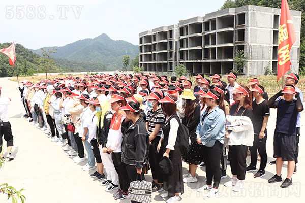 �㲽�Ͼ�ɽ����������Ļ������ܾ���������