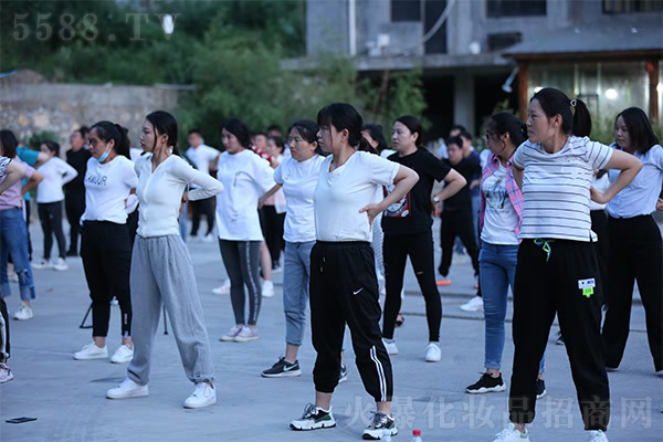 �W�����W�Ļ����I(l��ng)���Ͼ�ɽ�L��