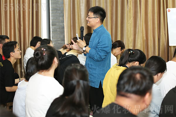 堅持信念才能登頂 堅持信念才能登頂