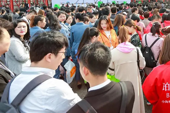 ���ݸ߶����I(y��)���[��(hu��)