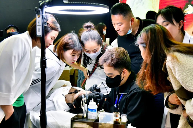 第48屆CCBE成都美業(yè)博覽會現(xiàn)場 第48屆CCBE成都美業(yè)博覽會現(xiàn)場