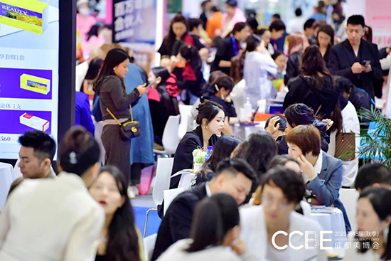 第48屆成都美業(yè)博覽會閉幕,明年4月精彩再續(xù) 第48屆成都美業(yè)博覽會閉幕,明年4月精彩再續(xù)