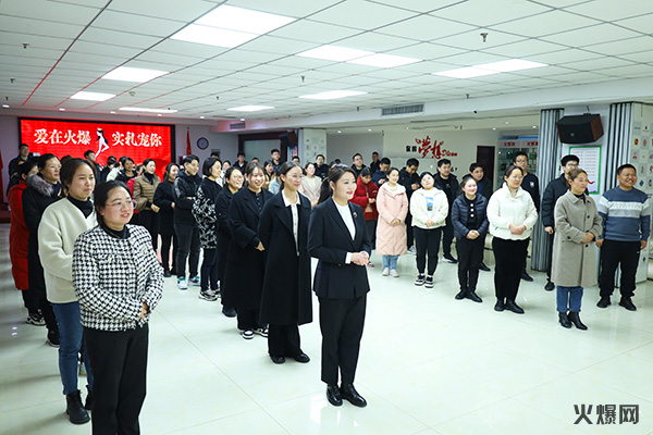 �펽�`���A�������»𱬣��𱬾W(w��ng)��T���l(f��)��Ů��(ji��)�YƷ��