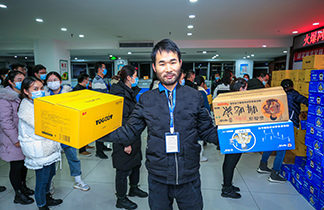 �T������