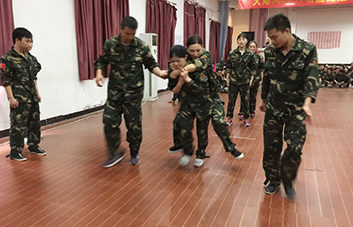 �����X�ѡ��Ʊ��O�����@һ·�҂��A��Ư����