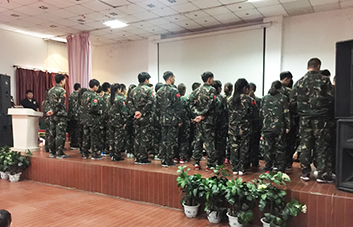 ����������һ���x�����㶼Ҫ�ٷְوԳ���