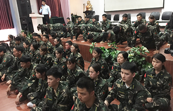 ����������һ���x���㶼Ҫ�ٷְوԳ���