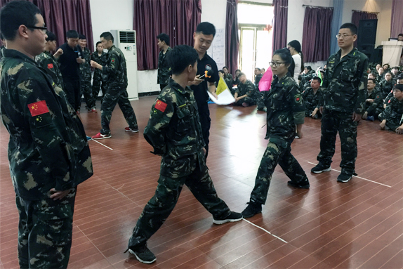 ����ʯ�^��������ݔ�A�s�ڏ�ָ�g��