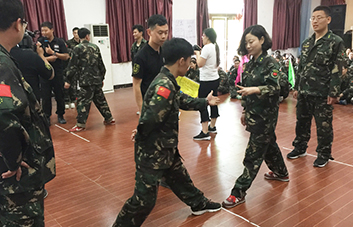 ��(d��ng)���¶��Q�ĕr�����������׌·��