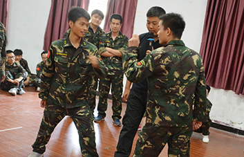 �A�ܣ�����˼�S����������(y��ng)�ٶ����l(f��)չ���ن���������