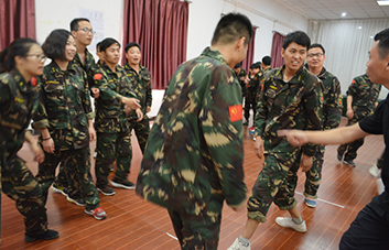 �A��·�ϣ���Ҫ���Լ���