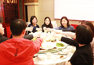 ��ʢ�磬��ҚgЦ�Z���䘷���ڣ�