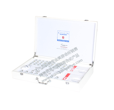 透肌緊致水潤(rùn)護(hù)膚組合